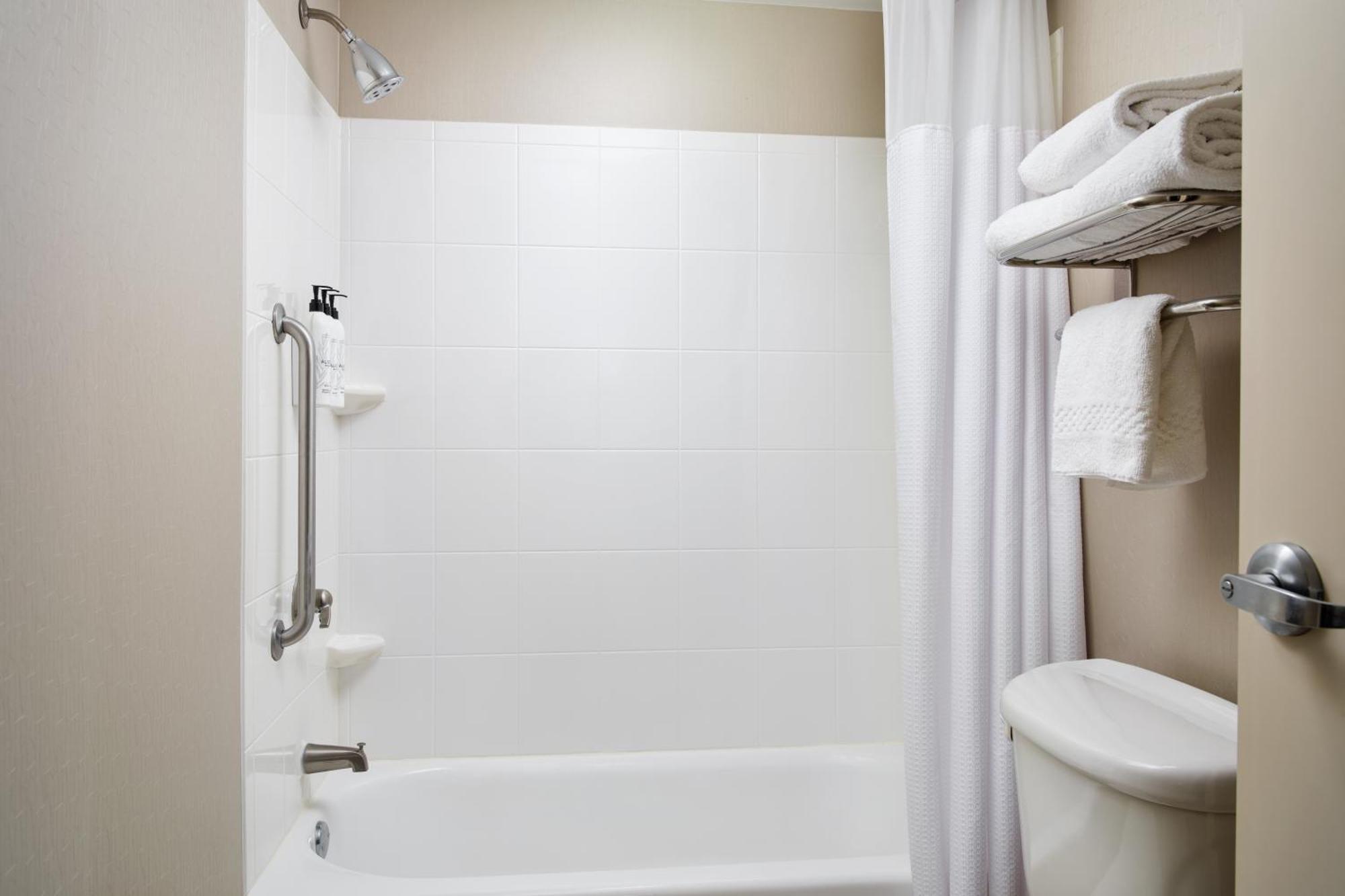 Springhill Suites Richmond Northwest Innsbrook Екстериор снимка